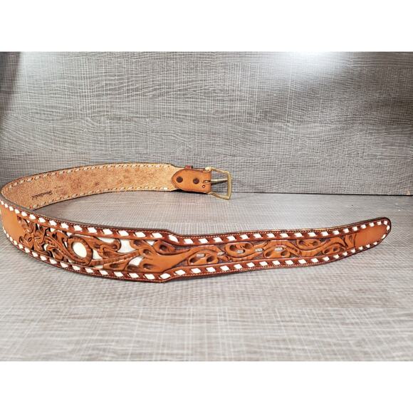 Vintage TONY LAMA Hand Tooled "PAT" LEATHER BELT - SIZE 28 - Made in USA - Picture 6 of 14